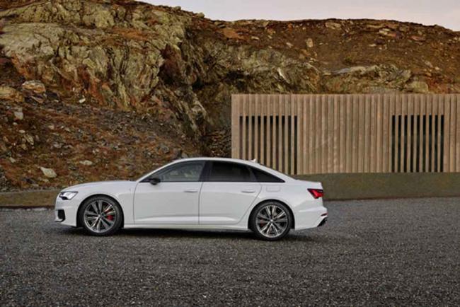 Exterieur_audi-lance-sa-nouvelle-a6-tfsi-e-quattro-une-berline-hybride_2