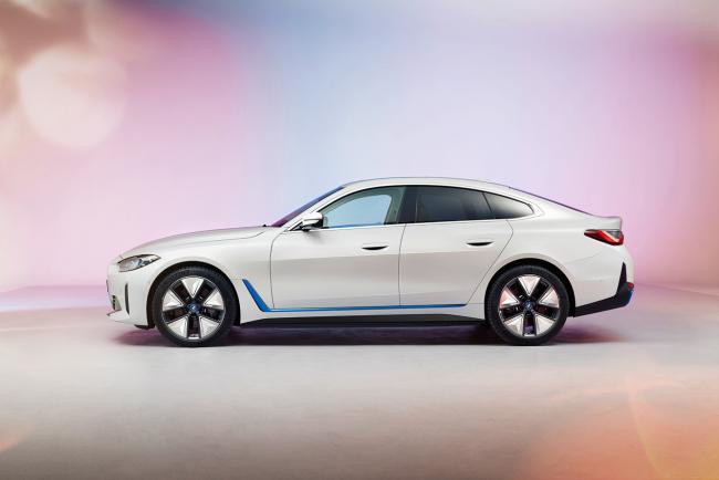 Exterieur_bmw-i4-jusqu-a-530-ch-et-590-km-d-autonomie_5