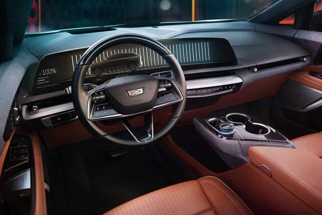 Exterieur_cadillac-optiq-le-come-back-mais-en-electrique-de-cadillac_2