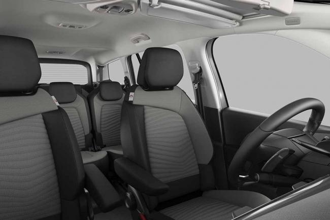 Interieur_citroen-grand-c4-spacetourer-voici-la-c-series_1