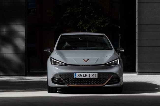 Exterieur_cupra-born-vz-prix-location-performance-autonomie_1