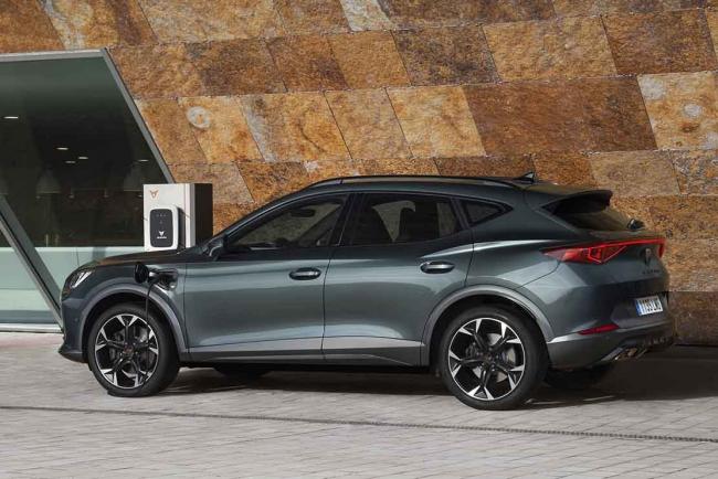 Exterieur_cupra-formentor-e-hybrid-pas-1-mais-2-hybrides_1