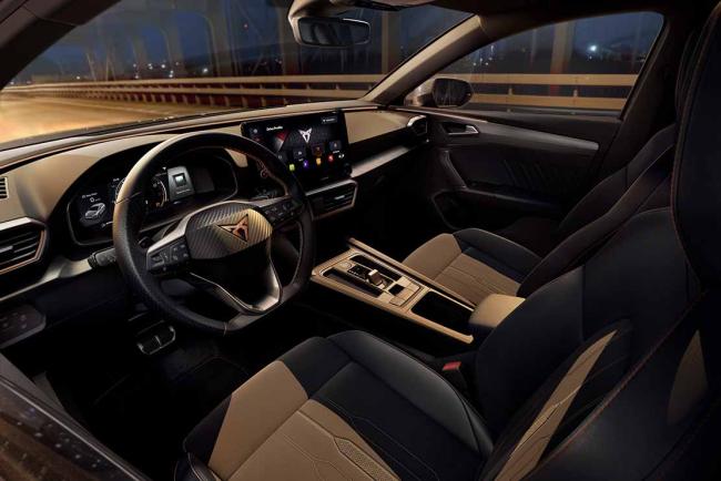 Interieur_cupra-leon-la-banalite-s-accentue_0