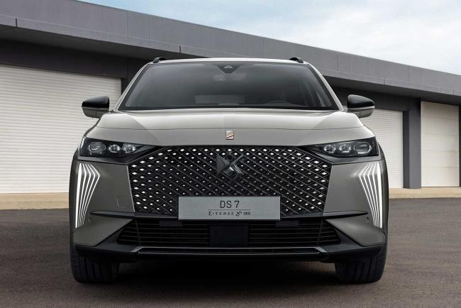 Exterieur_ds-7-vauban-le-suv-hybride-elle-se-blinde-au-sens-propre_1