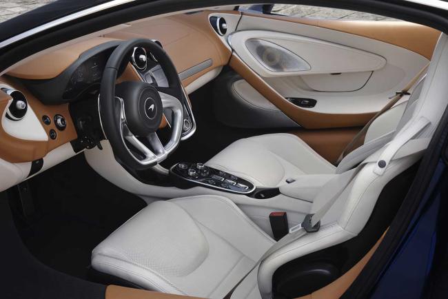 Interieur_essai-mclaren-gt-est-elle-une-vraie-mclaren_0