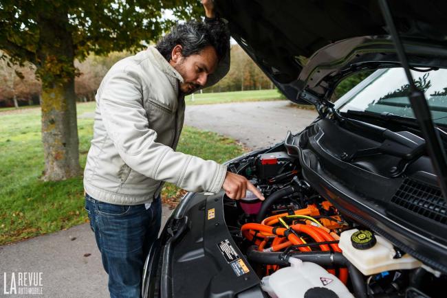 Exterieur_essai-mercedes-eqv-on-en-oublierait-qu-il-est-electrique_2