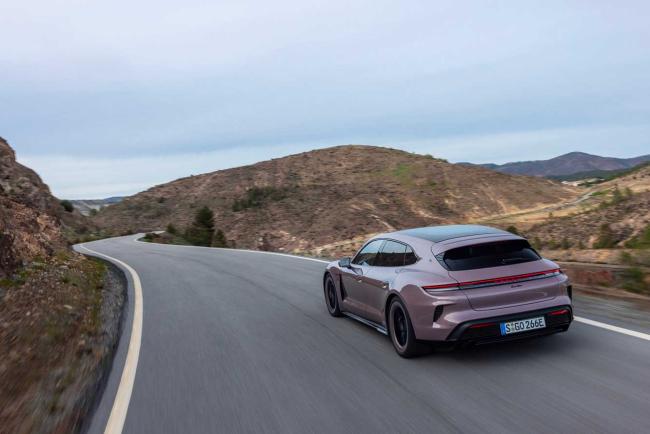 Exterieur_essai-porsche-taycan-2024-toujours-plus-fort_1