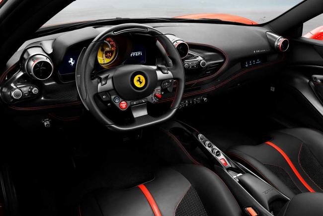 Interieur_ferrari-f8-tributo-le-v8-ferrari-de-serie-le-plus-puissant_0