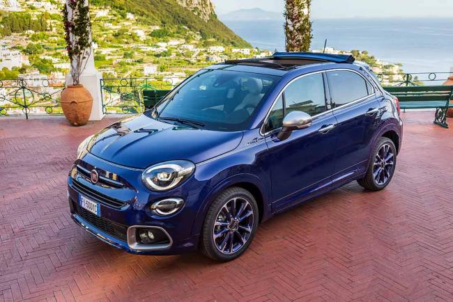 Exterieur_fiat-500x-yachting-la-capote-et-le-soleil_1