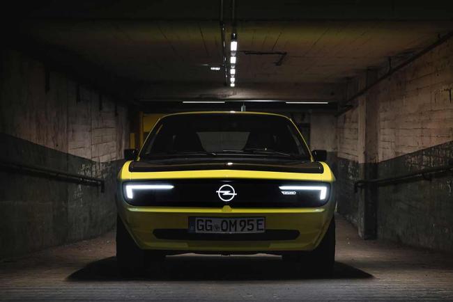 Exterieur_il-y-aura-bien-une-nouvelle-opel-manta-elle-sera-electrique_1