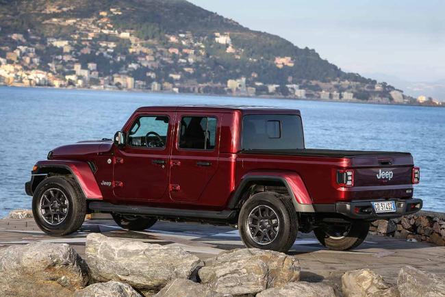 Exterieur_jeep-gladiator-un-wrangler-a-benne_1