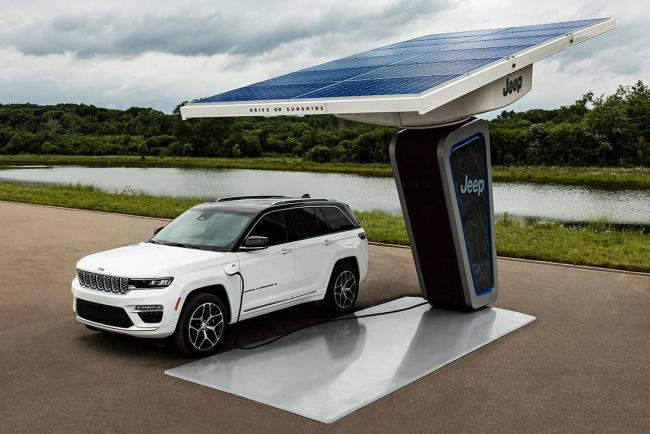 Exterieur_jeep-grand-cherokee-2022-un-hybride-pour-la-conquete-de-l-est_1