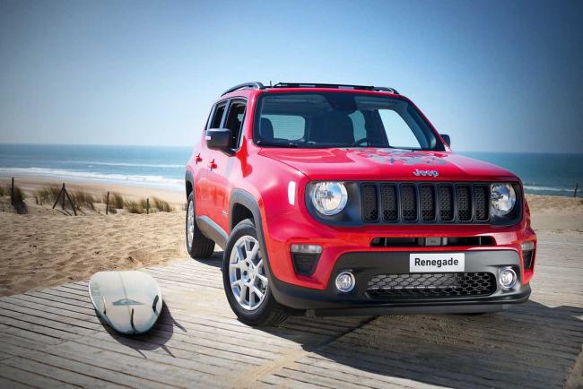 Jeep_Renegade_Quiksilver-rouge