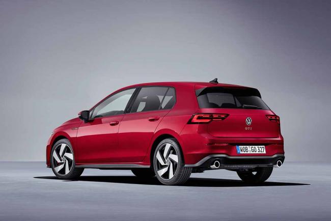 Exterieur_la-nouvelle-golf-gti-est-la-voici-les-points-cles_2