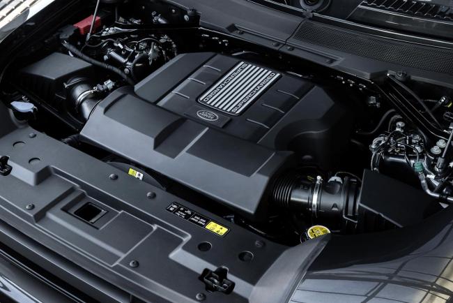 Exterieur_le-land-rover-defender-embarque-un-v8-de-525-ch_3