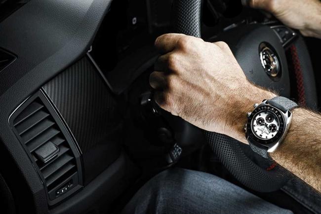 Exterieur_les-skoda-rs-ont-maintenant-une-montre-la-ralftech-chrono-wrv_3