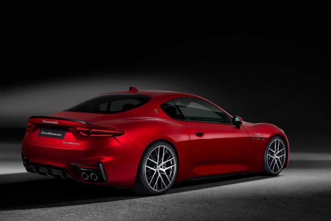 Exterieur_maserati-granturismo-modena-et-trofeo-la-melodie-en-plus_1