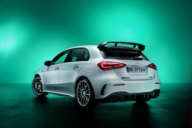 Exterieur_mercedes-amg-a35-et-cla-35-une-edition-speciale-pour-les-55-ans-d-amg_1