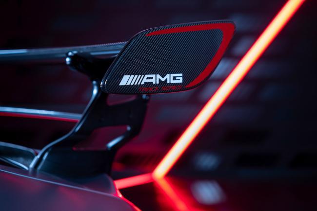 Exterieur_mercedes-amg-gt-track-series-vous-n-en-verrez-jamais_3