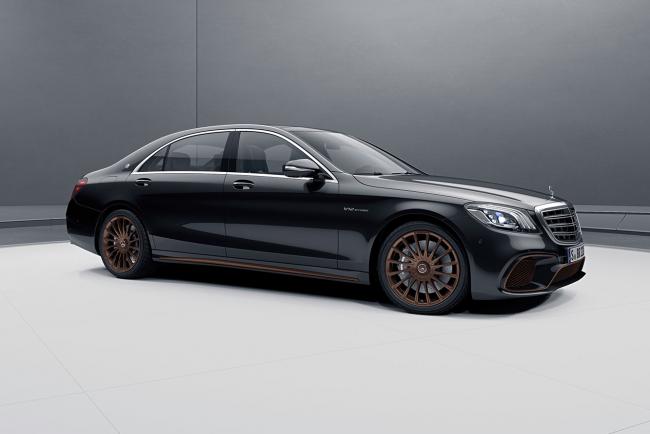 Exterieur_mercedes-amg-s65-final-edition-le-v12-c-est-fini_7