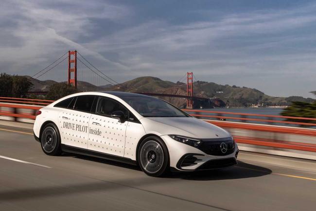 Exterieur_mercedes-drive-pilot-la-conduite-autonome-de-niveau-3-est-sur-la-route-de-californie_1