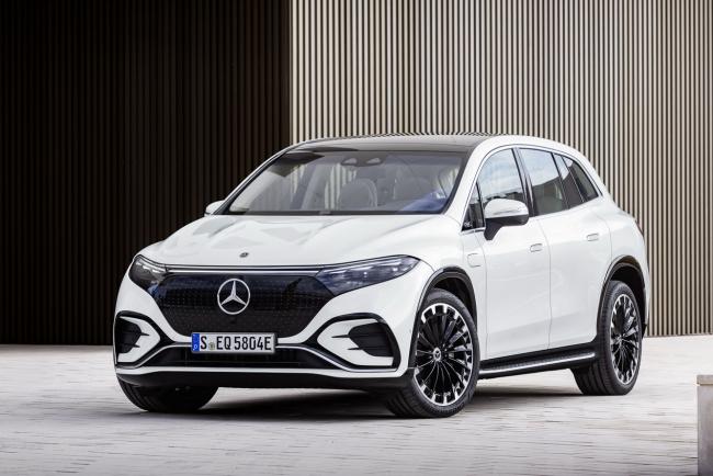 Exterieur_mercedes-eqs-suv-le-suv-electrique-le-plus-luxueux_0