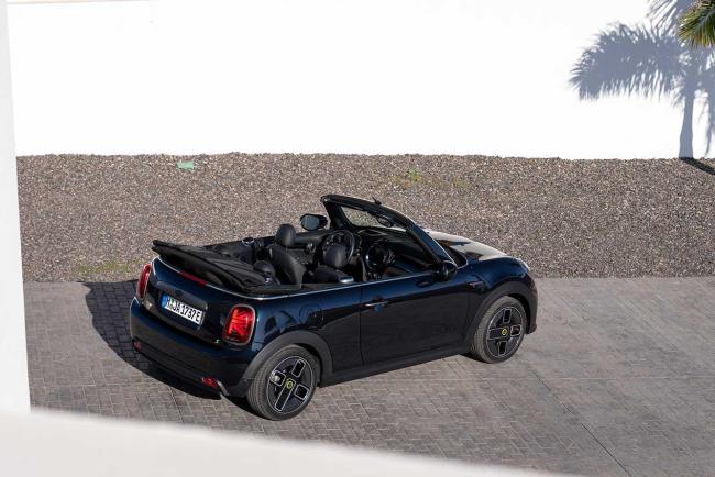 Exterieur_mini-cooper-se-cabrio-la-1ere-100-electrique-mais_1