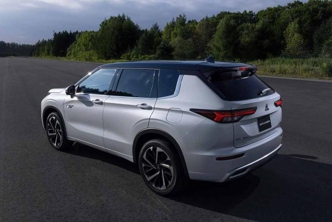 Exterieur_mitsubishi-outlander-le-retour-du-suv-hybride-en-2022_1