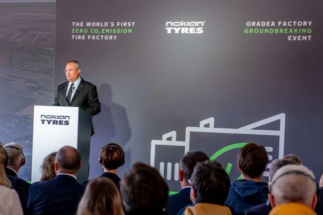 Exterieur_nokian-inaugure-la-premiere-usine-sans-emission-de-co2-du-secteur-du-pneumatique_1