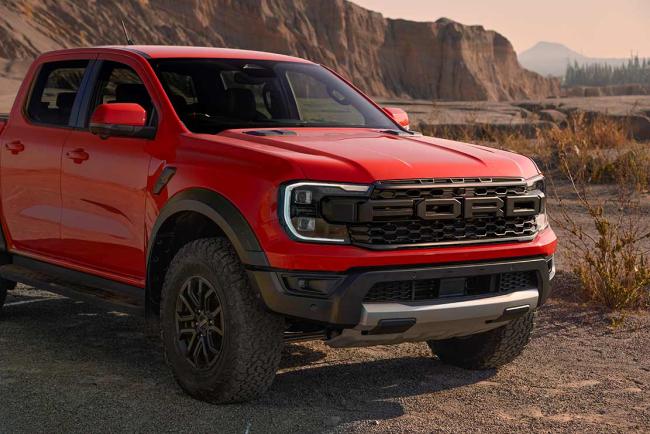 Exterieur_nouveau-ford-ranger-raptor-fini-le-diesel-place-au-v6-turbo-essence_1