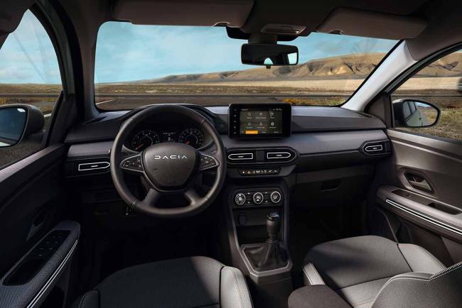 Interieur_nouvelle-dacia-sandero-ce-qui-change-pour-le-millesime-2023_0