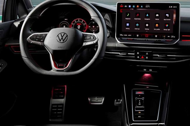Exterieur_nouvelle-golf-gti-clubsport-la-quintessence-de-volkswagen_2