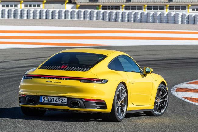 Exterieur_nouvelle-porsche-911-une-video-non-une-ode_8