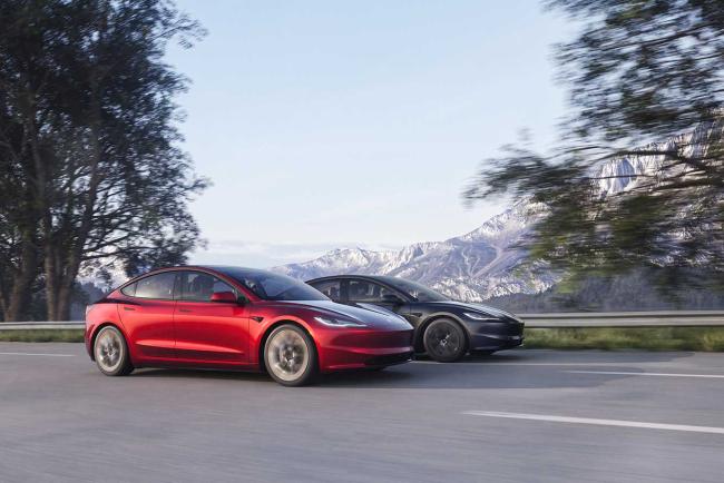 Exterieur_nouvelle-tesla-model-3-toujours-une-coup-d-avance-voici-pourquoi_1