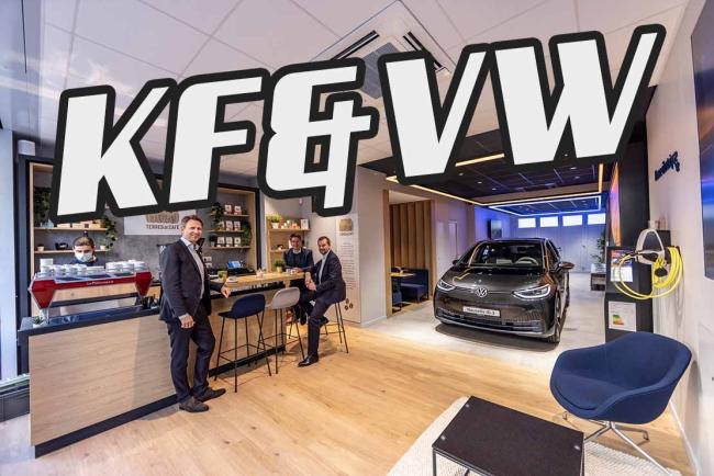 Exterieur_on-peut-commander-un-cafe-et-une-volkswagen-accoude-au-bar_0