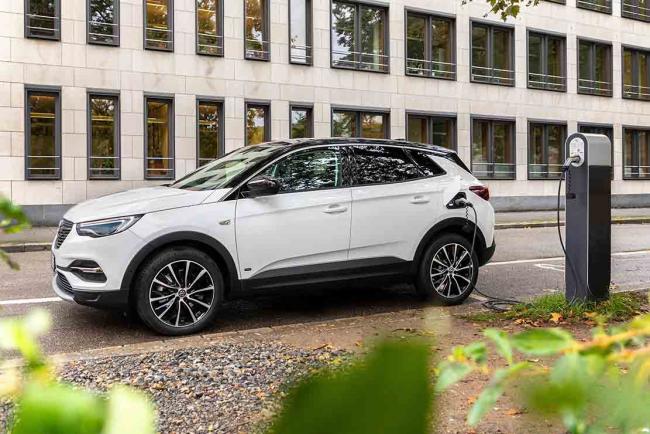 Exterieur_opel-grandland-x-hybride-et-low-cost_0