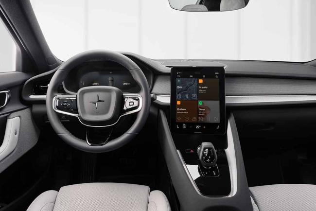 Interieur_polestar-2-annee-2023-une-meilleure-voiture-electrique_0