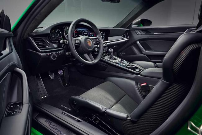 Exterieur_porsche-911-992-carrera-t-l-entre-deux_2