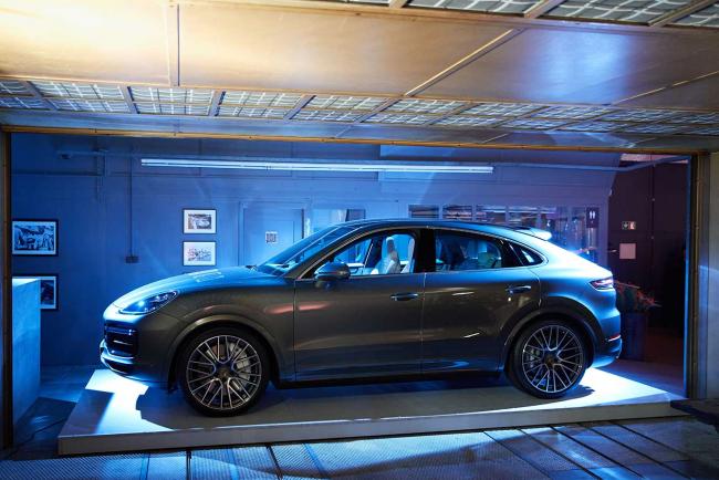 Exterieur_porsche-cayenne-coupe-toi-toi-mon-toit_3