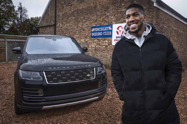 Exterieur_pourquoi-anthony-joshua-roule-en-range-rover-svautobiography_0