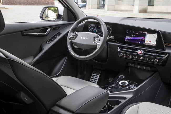 Interieur_quelle-suv-urbain-electrique-choisir-la-reference-2023-est_0