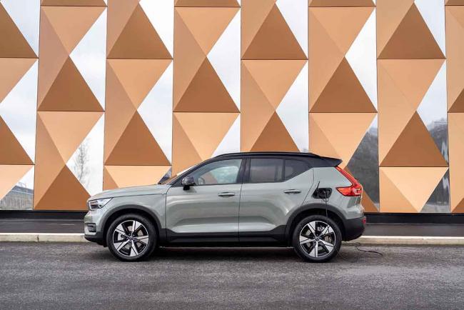 Exterieur_quelle-volvo-xc40-recharge-twin-choisir-acheter-le-suv-electrique-en-detail_1