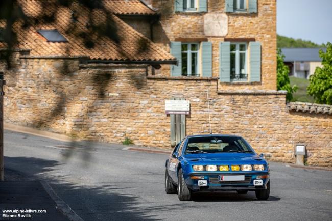Exterieur_rappel-pour-les-alpine-a110-pure-de-la-gendarmerie-en-attendant-la-gts_2