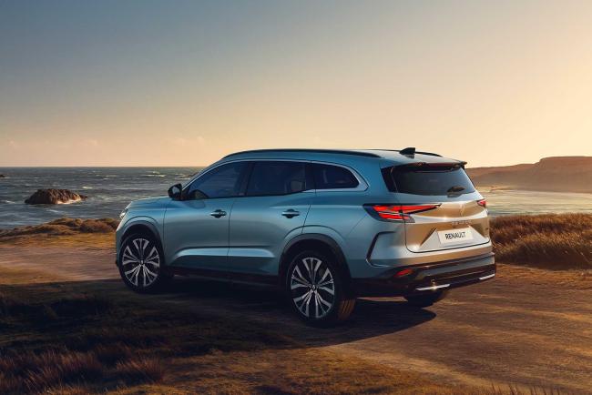 Exterieur_renault-espace-v-phase-2-il-tourne-la-page-de-van-der-hacker_1