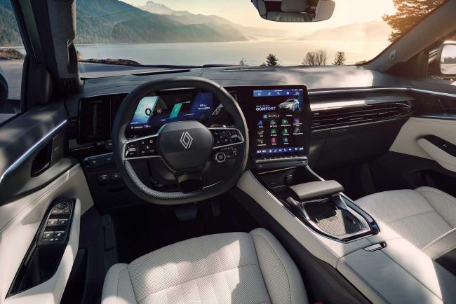 Interieur_renault-espace-v-phase-2-il-tourne-la-page-de-van-der-hacker_0