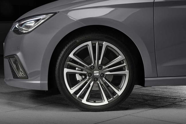 Exterieur_seat-ibiza-anniversary-limited-edition-40-ans-apres-elle-est-toujours-la_3