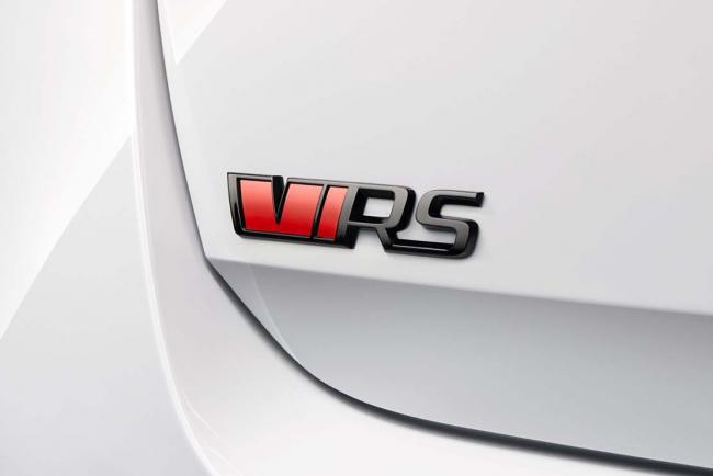 Exterieur_skoda-octavia-rs-iv-du-sport-en-hybride_3