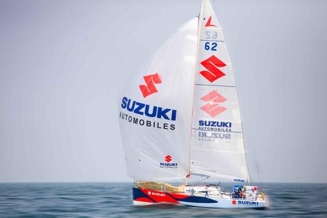 Exterieur_suzuki-vingt-ans-de-sel-de-vent-et-de-moteurs_1