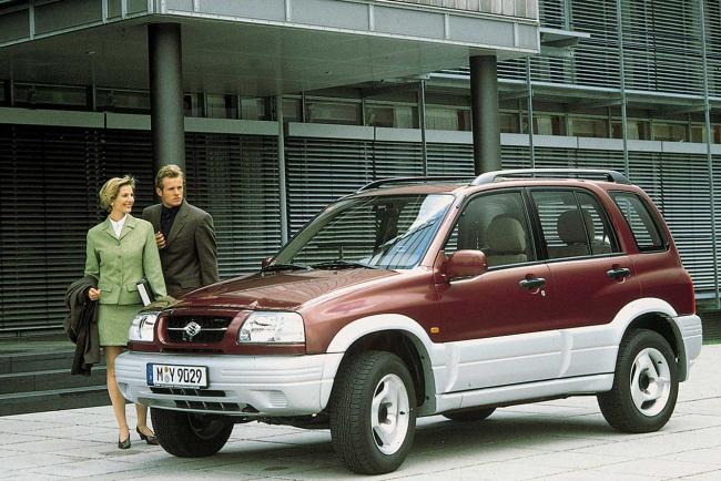 Exterieur_suzuki-vitara-le-suv-compact-fete-ses-35e-ans_3