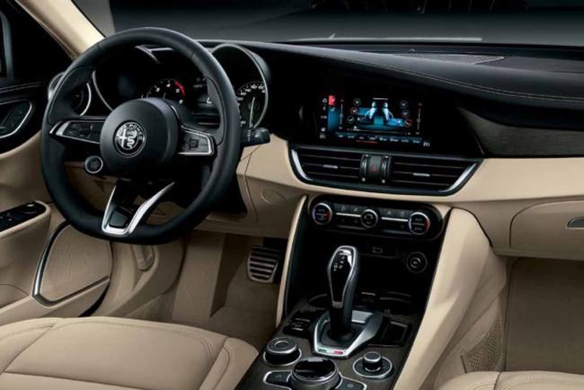 Exterieur_techno-qu-est-ce-que-l-alfa-connect_1